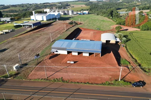 BARRACÃO PARA LOCAÇÃO COM 1000m² EM PATO BRANCO/PR