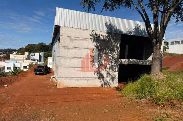 BARRACÃO COM 500m² PARA LOCAÇÃO NO BAIRRO AEROPORTO EM PATO BRANCO/PR