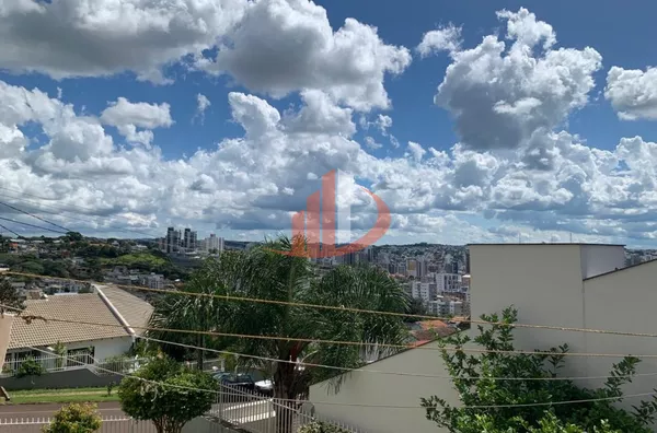 CASA COM 207m² NO BAIRRO PARZIANELLO EM PATO BRANCO/PR - Foto 4