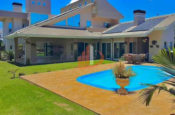 CASA ALTO PADRÃO EM SÃO LOURENÇO D'OESTE/SC