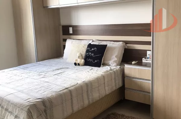 VENDE-SE APARTAMENTO COM 03 QUARTOS NO BAIRRO PINHEIRINHO!