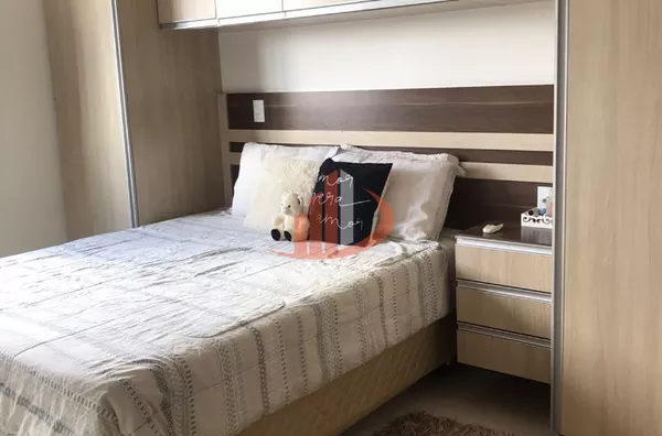 VENDE-SE APARTAMENTO COM 03 QUARTOS NO BAIRRO PINHEIRINHO!