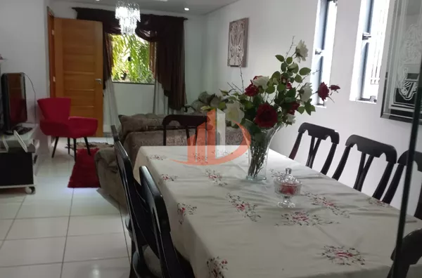 CASA EM CONDOMÍNIO FECHADO EM PATO BRANCO/PR