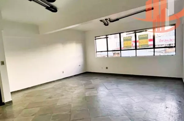 ALUGA-SE SALA COMERCIAL NO CENTRO DE PATO BRANCO!