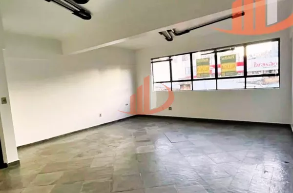 ALUGA-SE SALA COMERCIAL NO CENTRO DE PATO BRANCO/PR