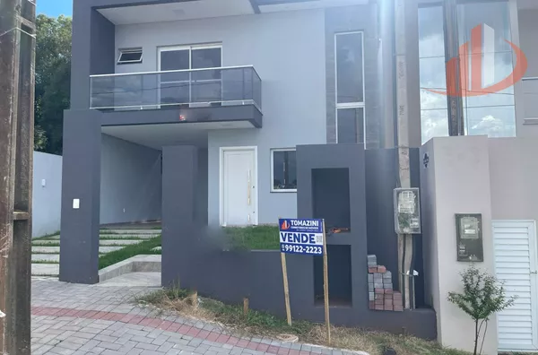 SOBRADO COM 137,24 m² LOCALIZADO NO BAIRRO FRARON EM PATO BRANCO/PR