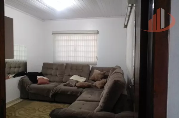 CASA À VENDA COM 145m² NO BAIRRO PLANALTO EM PATO BRANCO/PR