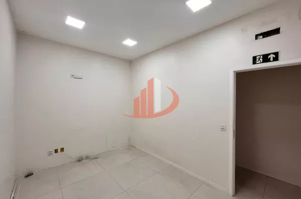SALA COMERCIAL COM 380m² PARA LOCAÇÃO EM PATO BRANCO/PR - Foto 10