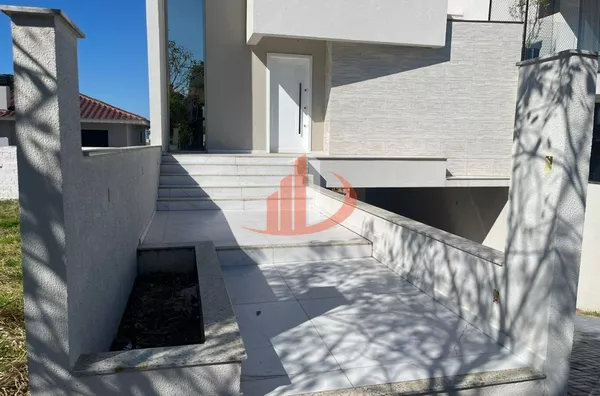 SOBRADO TRIPLEX À VENDA COM 191m² NO BAIRRO PARQUE DO SOM EM PATO BRANCO/PR