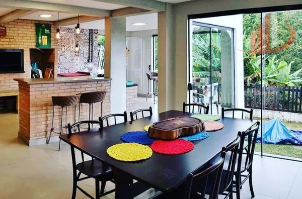 VENDE-SE CASA NO AEROPORTO EM PATO BRANCO!