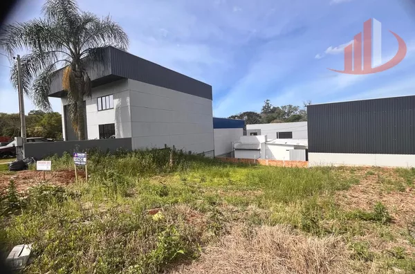 TERRENO COM 240m² PARA VENDA NO BAIRRO FRARON EM PATO BRANCO/PR