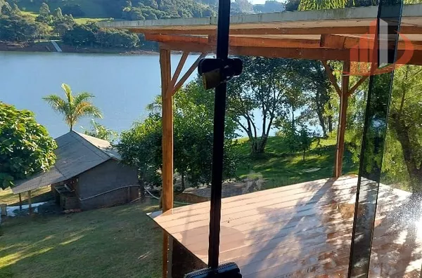 CASA NO ALAGADO DE MANGUEIRINHA/PR PARA VENDA