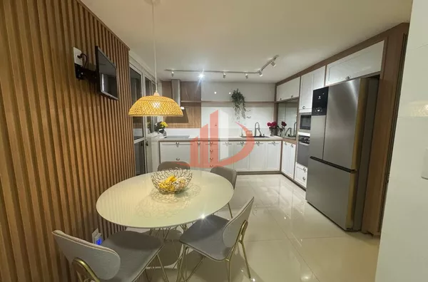 APARTAMENTO MOBILIADO À VENDA NO CENTRO EM PATO BRANCO/PR