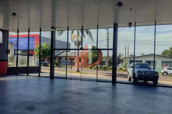 SALA COMERCIAL COM 320M² PARA LOCAÇÃO NO CENTRO DE PATO BRANCO/PR