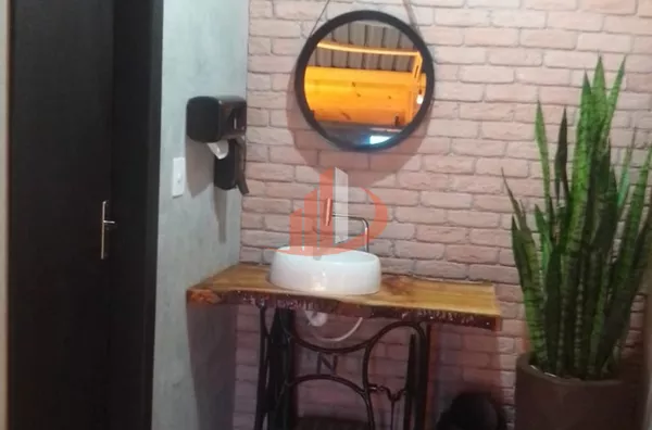 CASA E COMÉRCIO À VENDA, BAIRRO FRARON, PATO BRANCO/PR