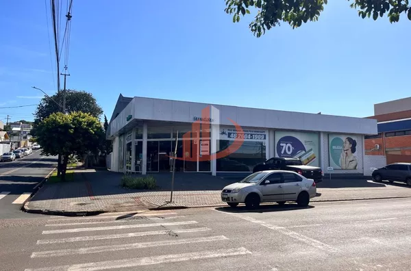 SALA COMERCIAL COM 380m² PARA LOCAÇÃO EM PATO BRANCO/PR