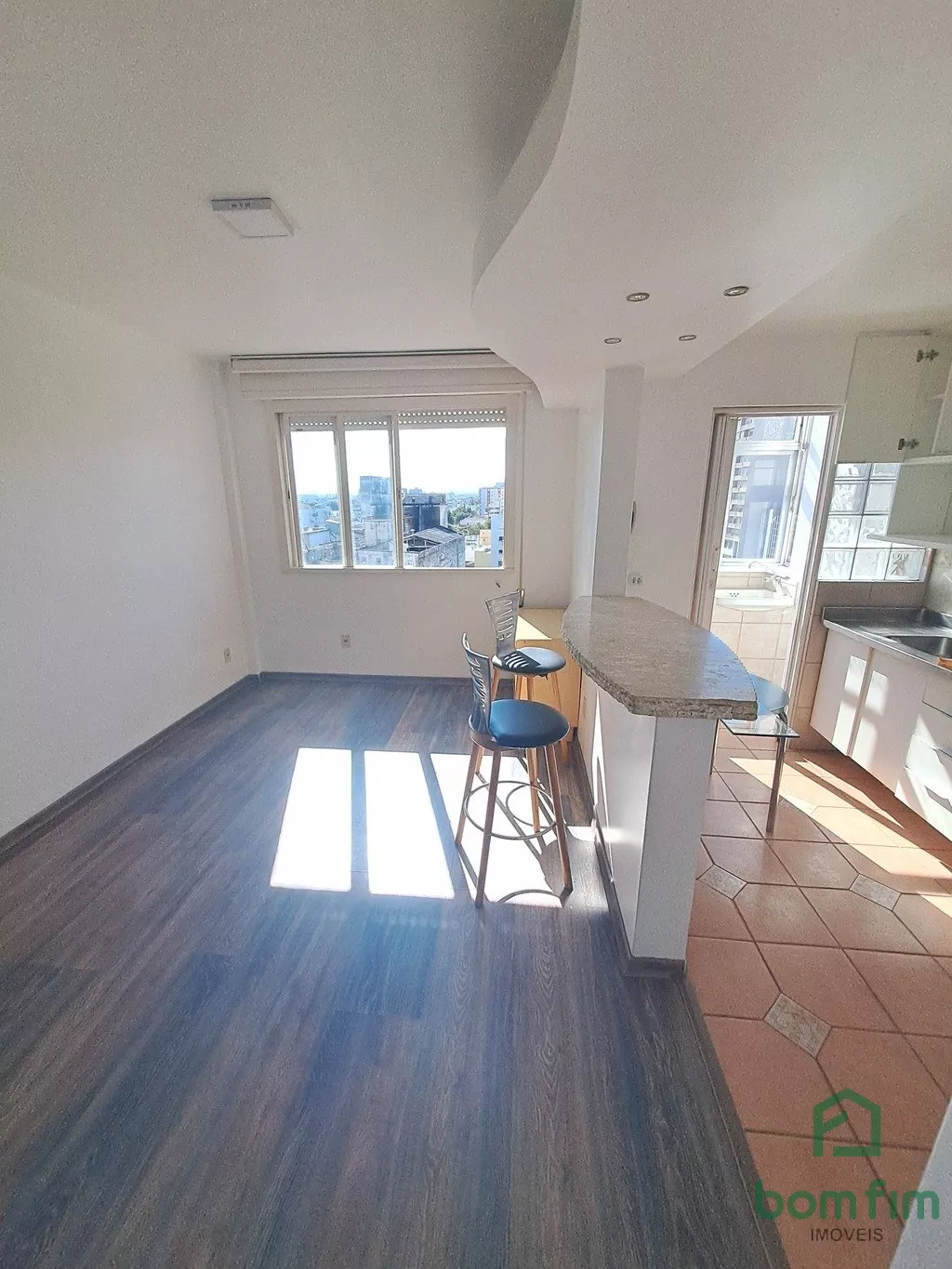 Apartamento à venda com 1 quarto, 43m² - Foto 9