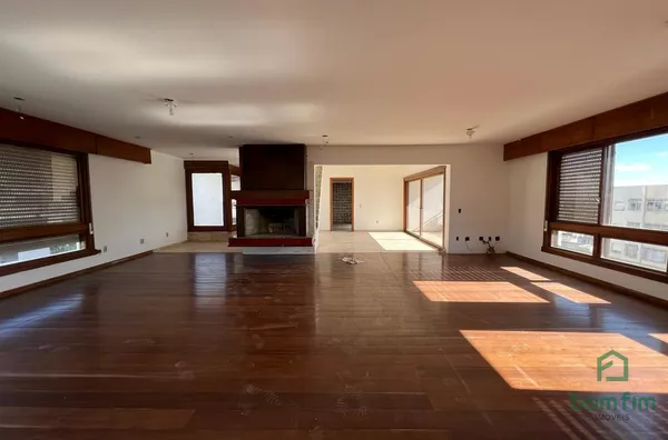 Triplex Chácara Mostardeiro 