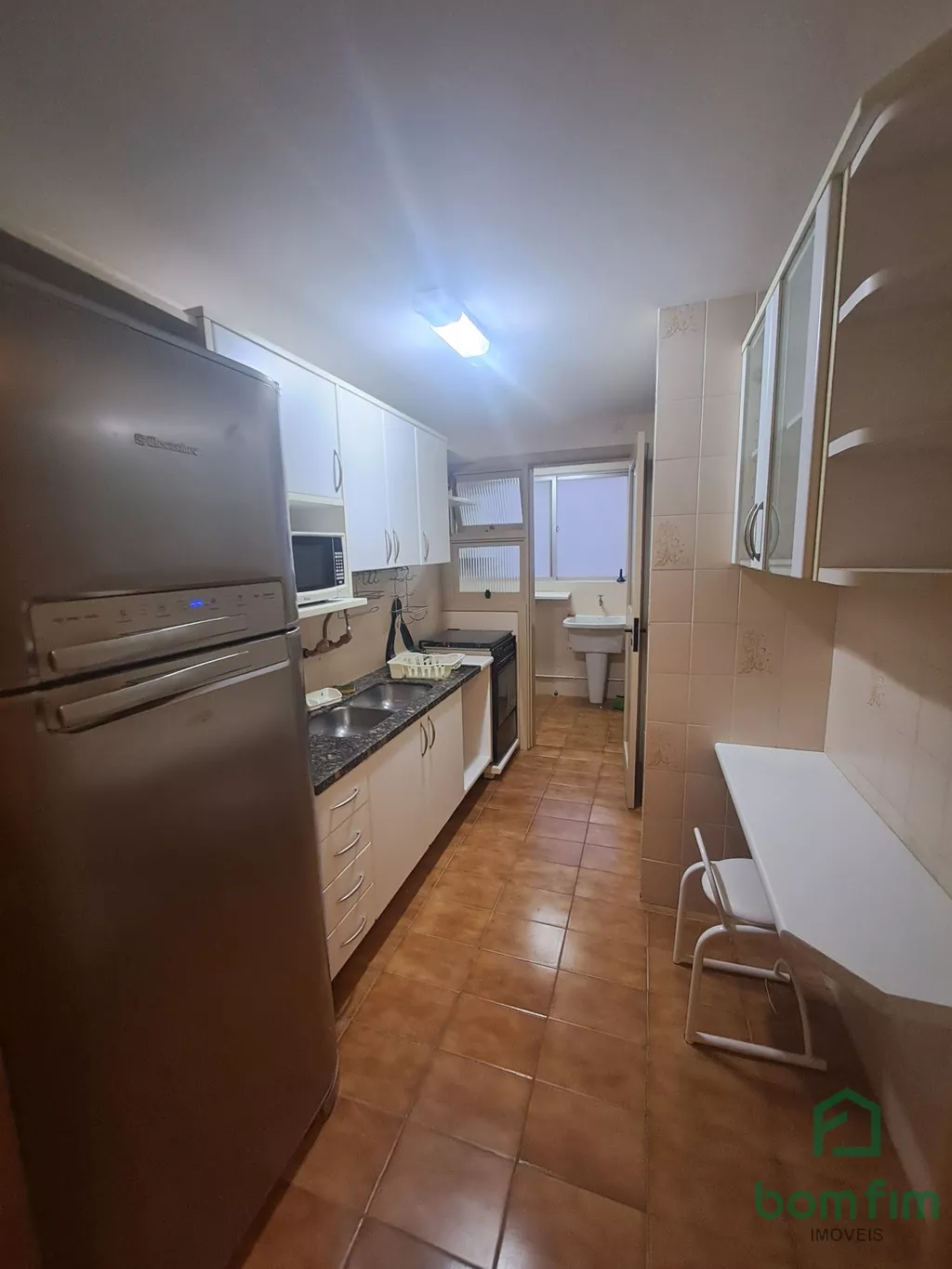 Apartamento à venda com 2 quartos, 77m² - Foto 15