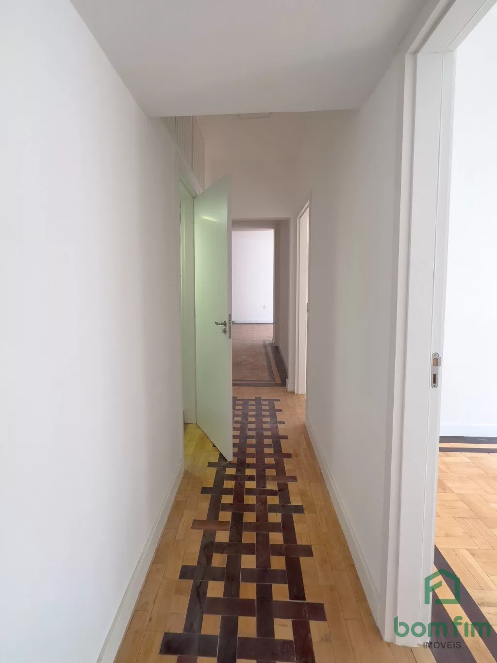 Apartamento à venda com 3 quartos, 120m² - Foto 21