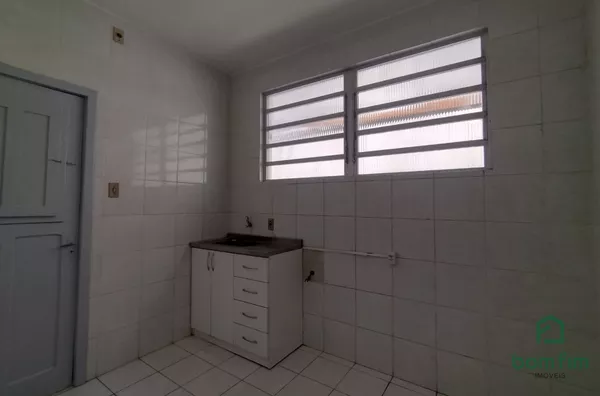 Apto de 2 dorm. para aluguel na Cidade Baixa - Porto Alegre/RS.