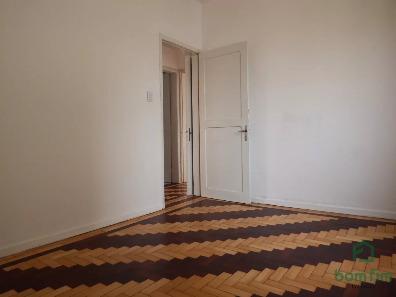 Apartamento à venda com 2 quartos, 80m² - Foto 27