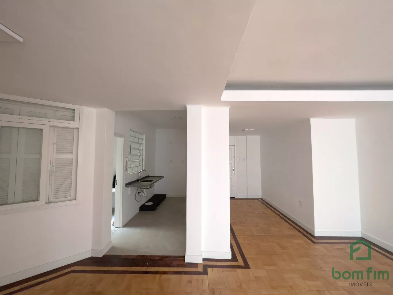 Apartamento à venda com 3 quartos, 120m² - Foto 2