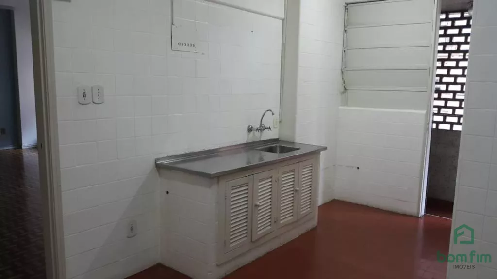 Apartamento para alugar com 2 quartos, 138m² - Foto 11