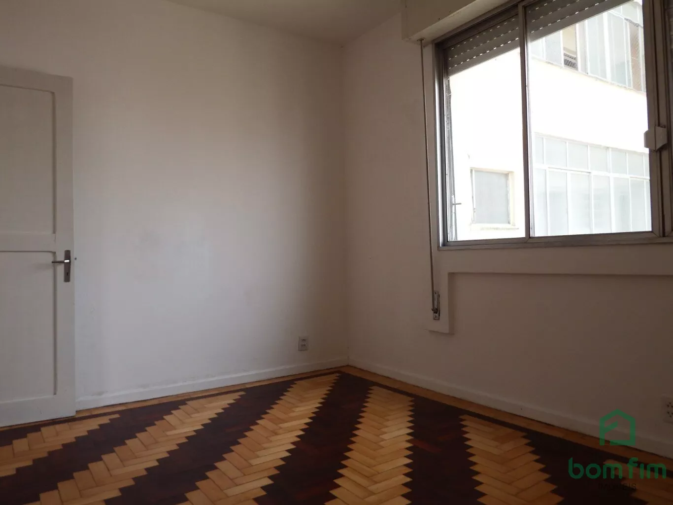 Apartamento à venda com 2 quartos, 80m² - Foto 29