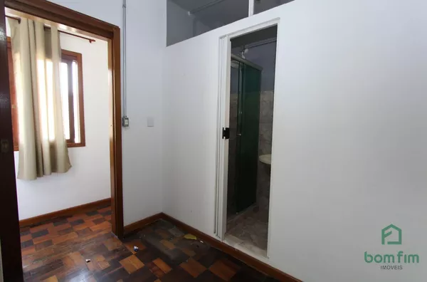 Apto 02 dorm. semi-mobiliado no Centro Histórico de Porto Alegre - Próximo a Orla do Gasômetro,  Casa de Cultura Mário Quintana, QG da Brigada Militar e Exército Brasileiro.