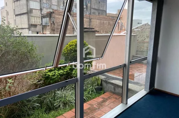 Sala comercial em galeria para venda,  São Geraldo, Porto Alegre - Foto 2
