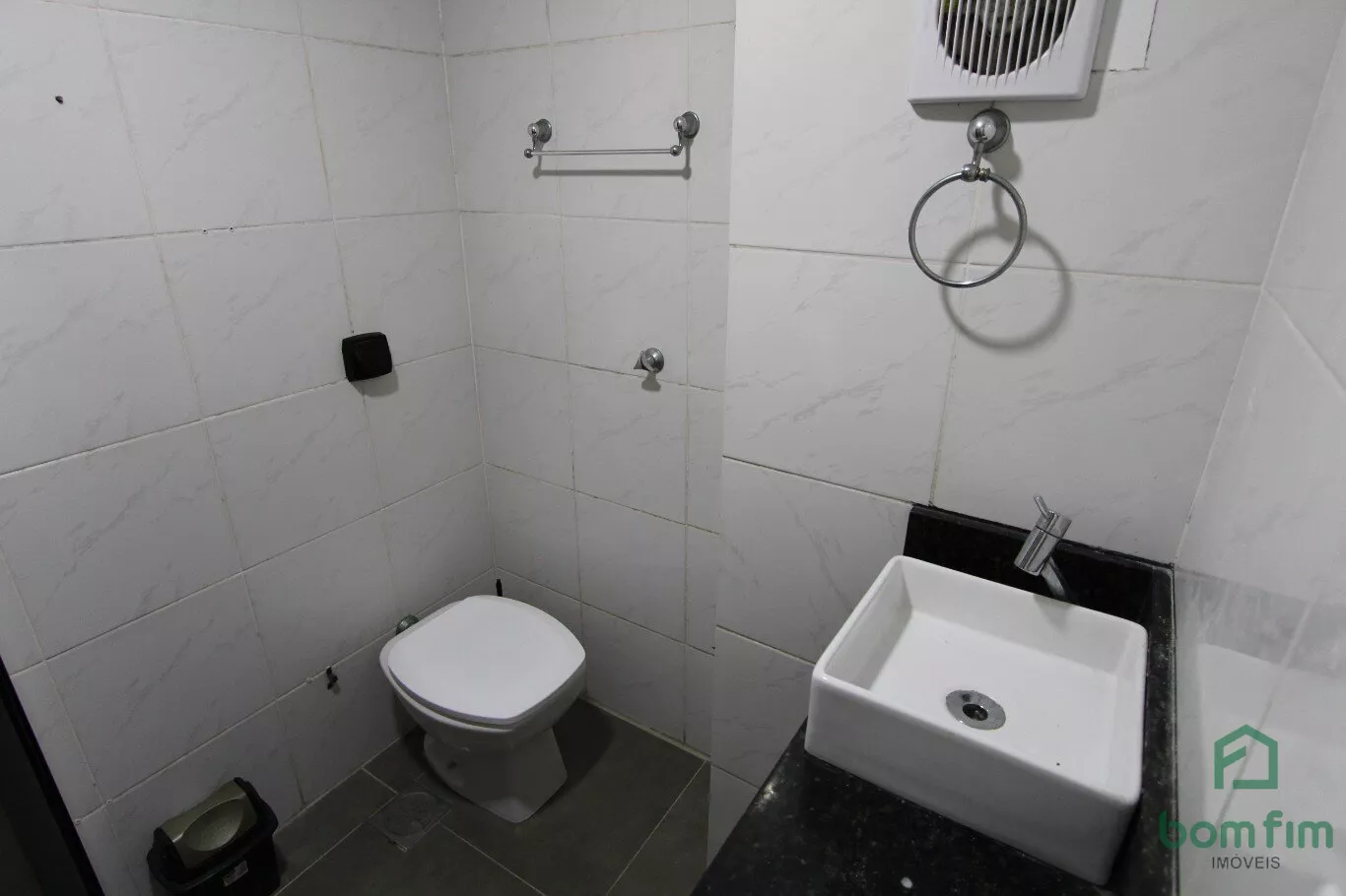 Apartamento para alugar com 2 quartos, 65m² - Foto 15