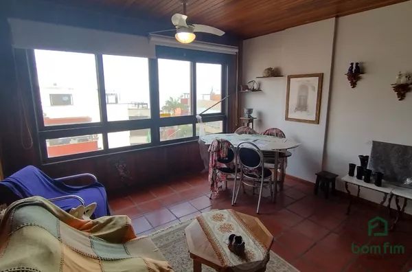 Apto de frente para venda 1 Dorm no Centro Torres/RS.