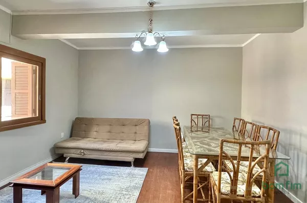Apartamento 2 dormitórios com box de garagem - centro de Tramandaí/RS