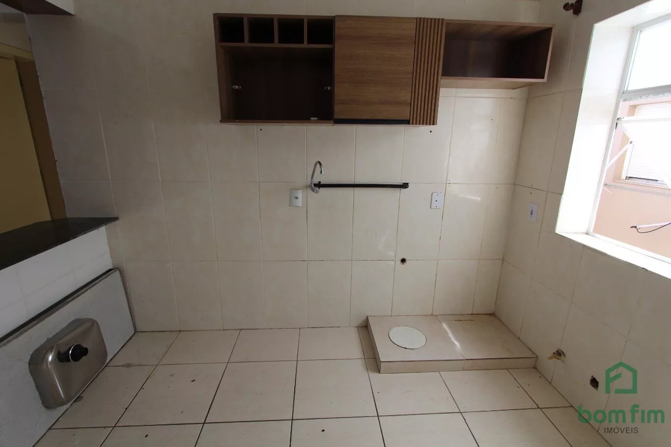 Apartamento para alugar com 2 quartos, 65m² - Foto 17