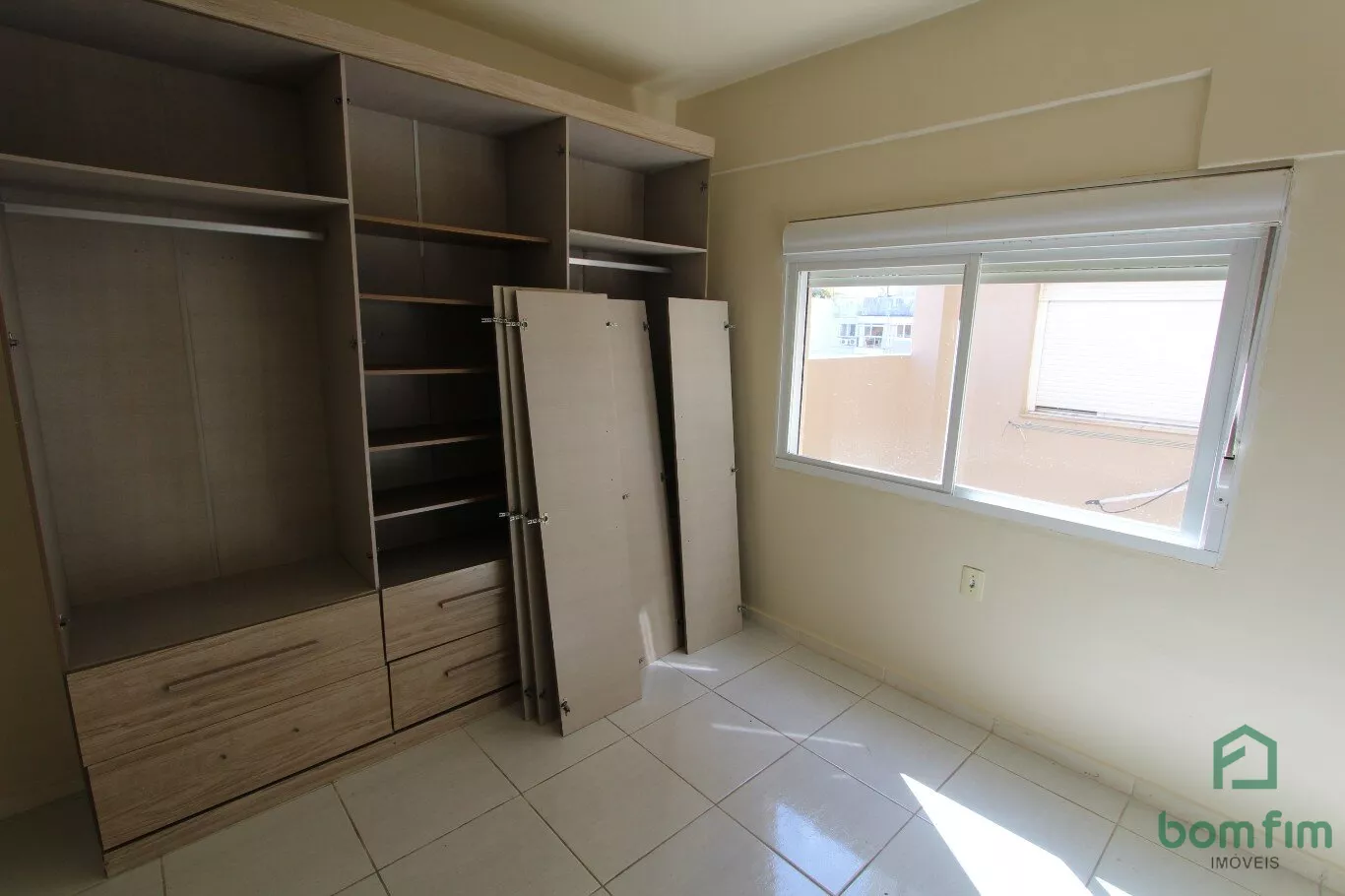 Apartamento para alugar com 2 quartos, 65m² - Foto 6