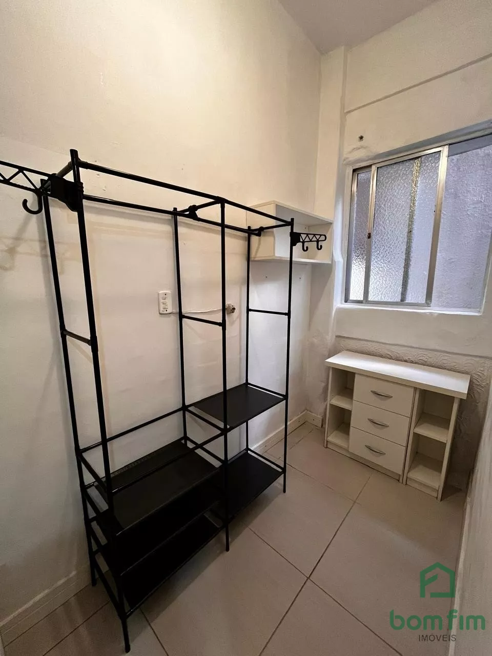 Apartamento à venda com 1 quarto, 33m² - Foto 11