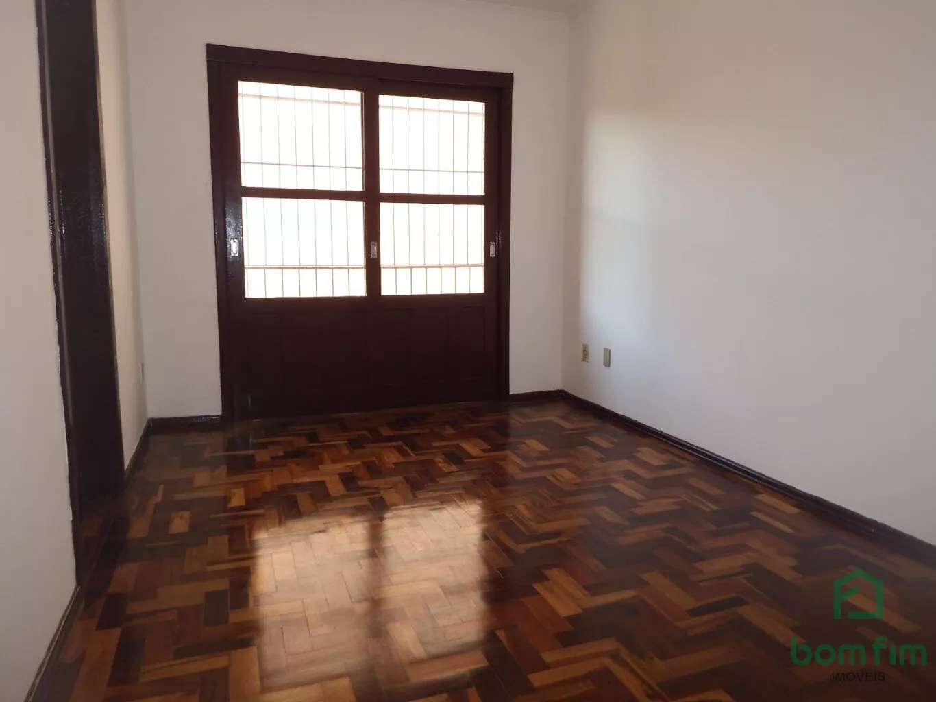 Apartamento para alugar com 2 quartos, 65m² - Foto 19