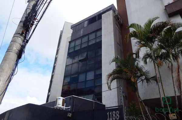 Sala comercial de frente, para venda,  Menino Deus, Porto Alegre/RS.