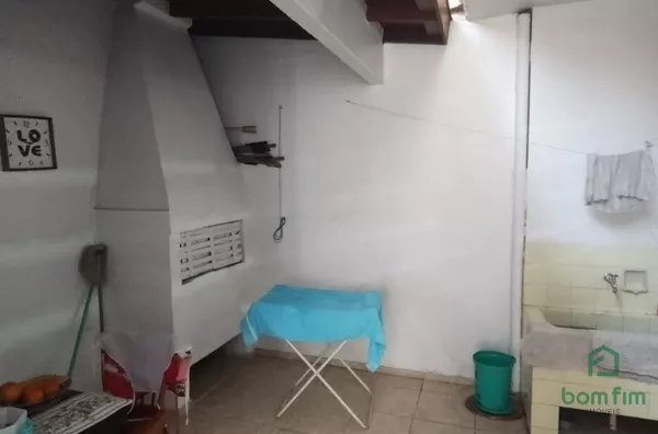 Casa para venda, 3 quarto(s),  Medianeira, Porto Alegre/RS.