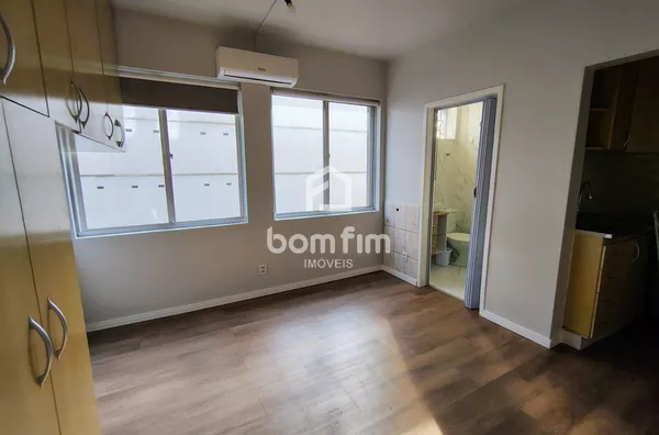 Apto de Kitint, Semi mobiliado no Centro Histórico - Porto Alegre/RS. - Foto 1