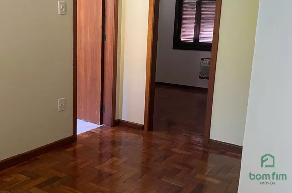 Casa 3 dorm. para Venda no bairro Glória, Porto Alegre/RS.