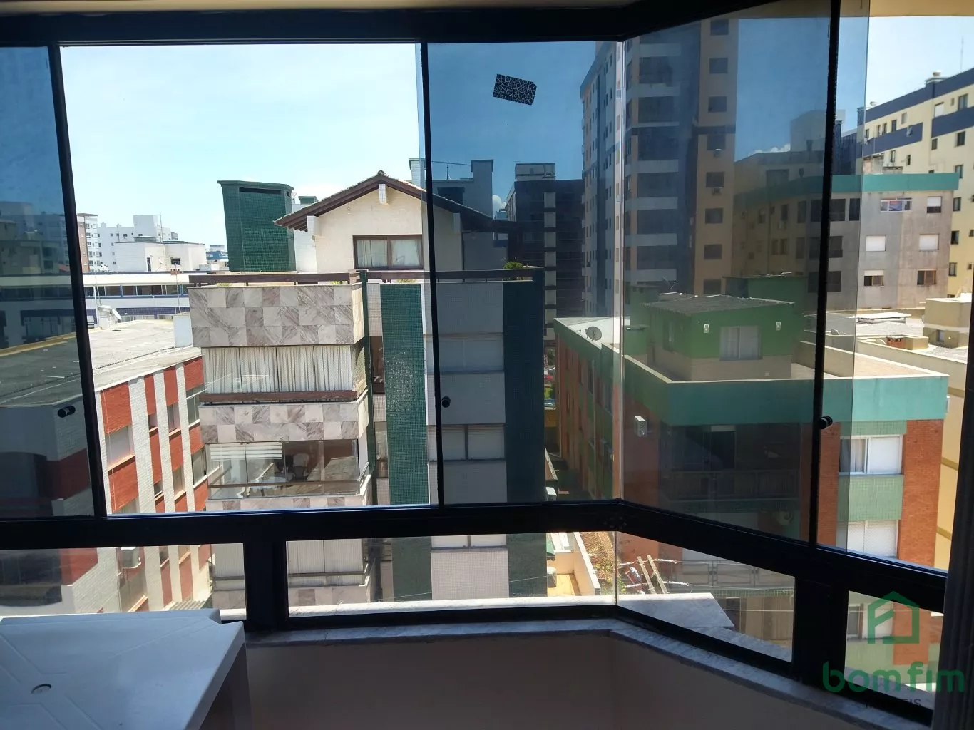 Apartamento à venda com 3 quartos, 98m² - Foto 8