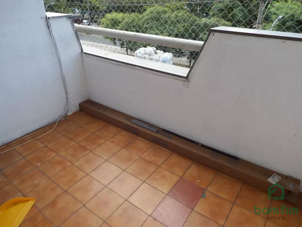 Apartamento à venda com 2 quartos, 70m² - Foto 19