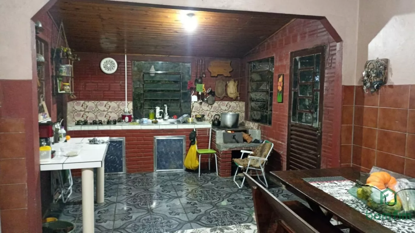 Chácara à venda com 3 quartos, 668m² - Foto 2