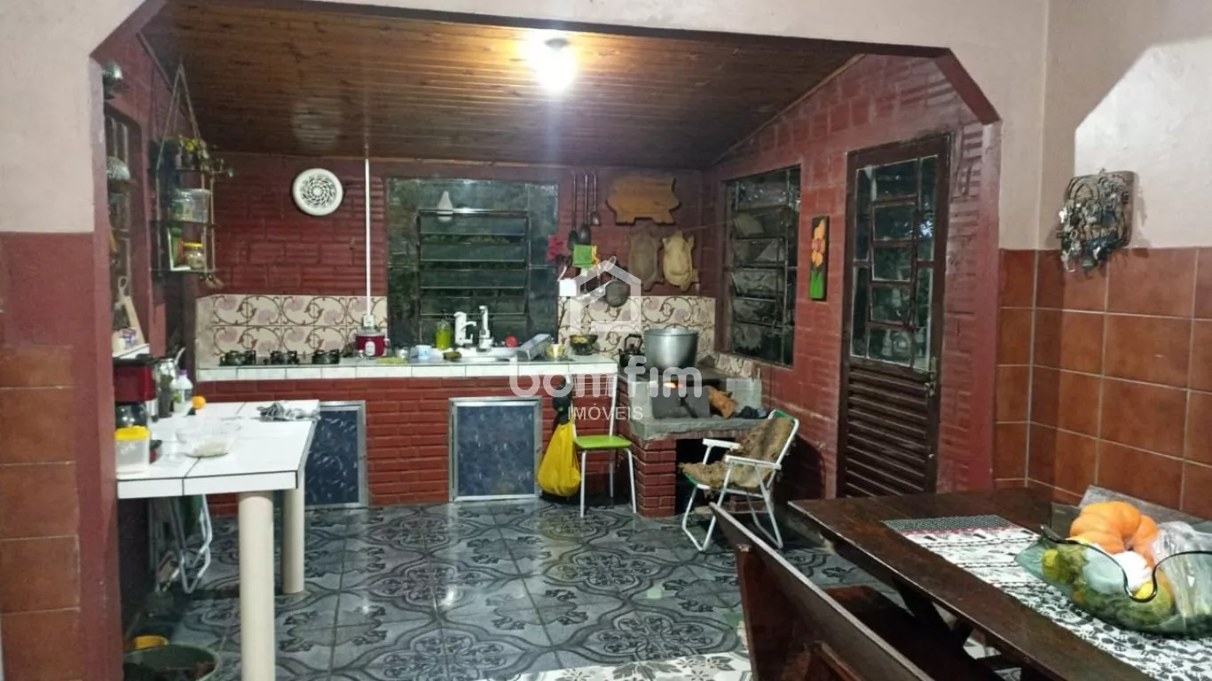 Sítio, 3 quartos, 750 m² - Foto 2