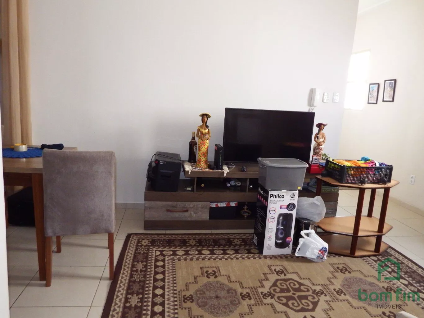 Apartamento à venda com 2 quartos, 73m² - Foto 2