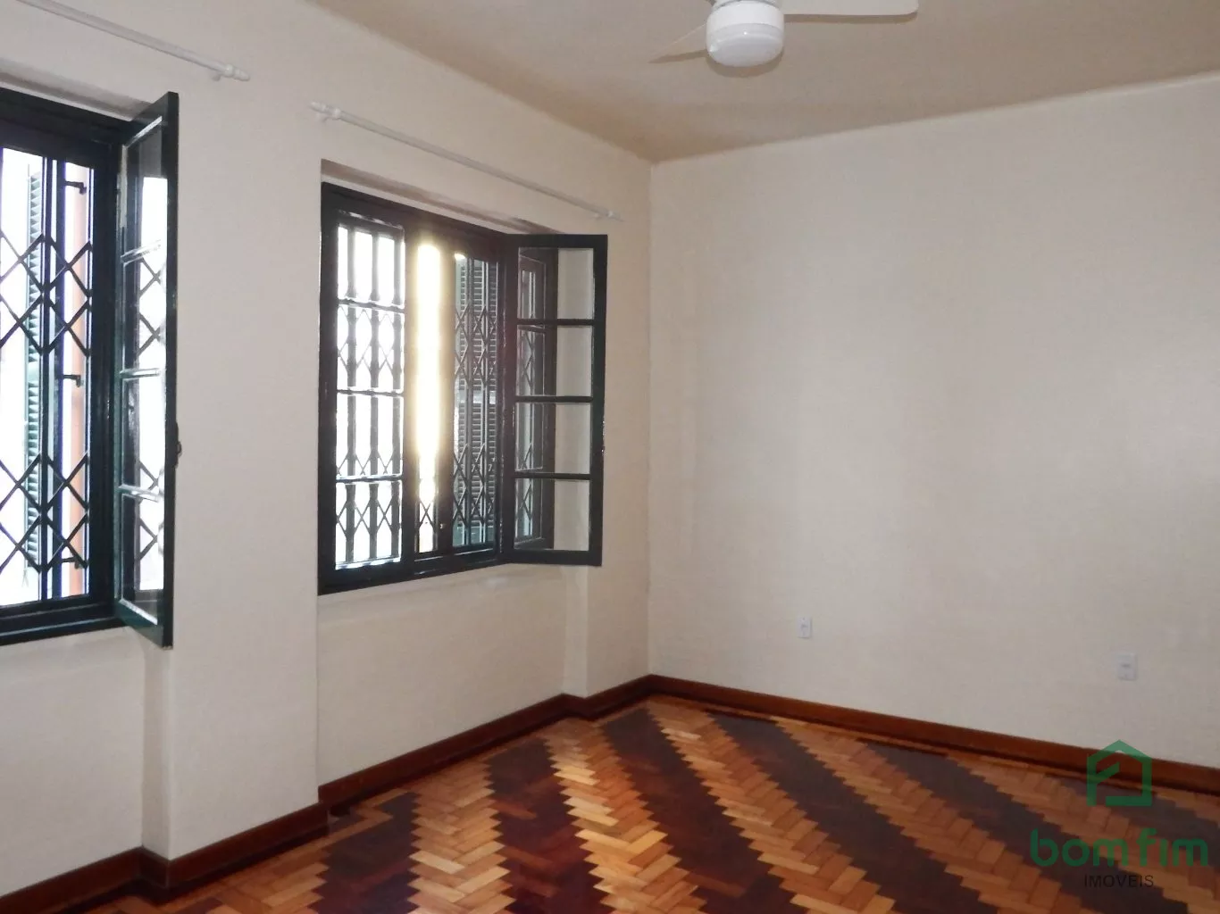 Sobrado para alugar com 2 quartos, 100m² - Foto 4