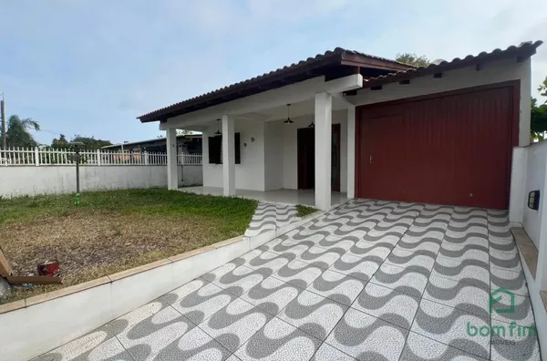 Alugo casa em Torres 4 dorm. para venda, praia da Guarita.