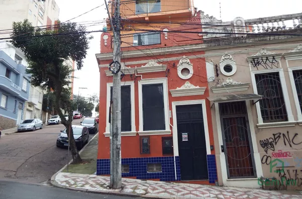 Apartamento 01, mobiliado, para aluguel,  Centro Histórico, Porto Alegre/RS.
